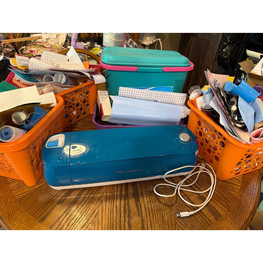 Cricut Explore Air 2 Peacock Blue Bundle with Vinyl Rolls Tools and Accs   READ